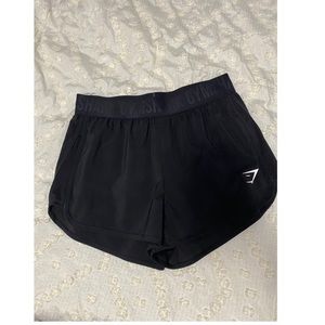 Gymshark TRAINING LOOSE FIT SHORTS